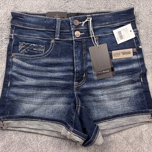 Buckle Black Universal Fit High Rise Denim Shorts Size 25 Dark Wash NWT